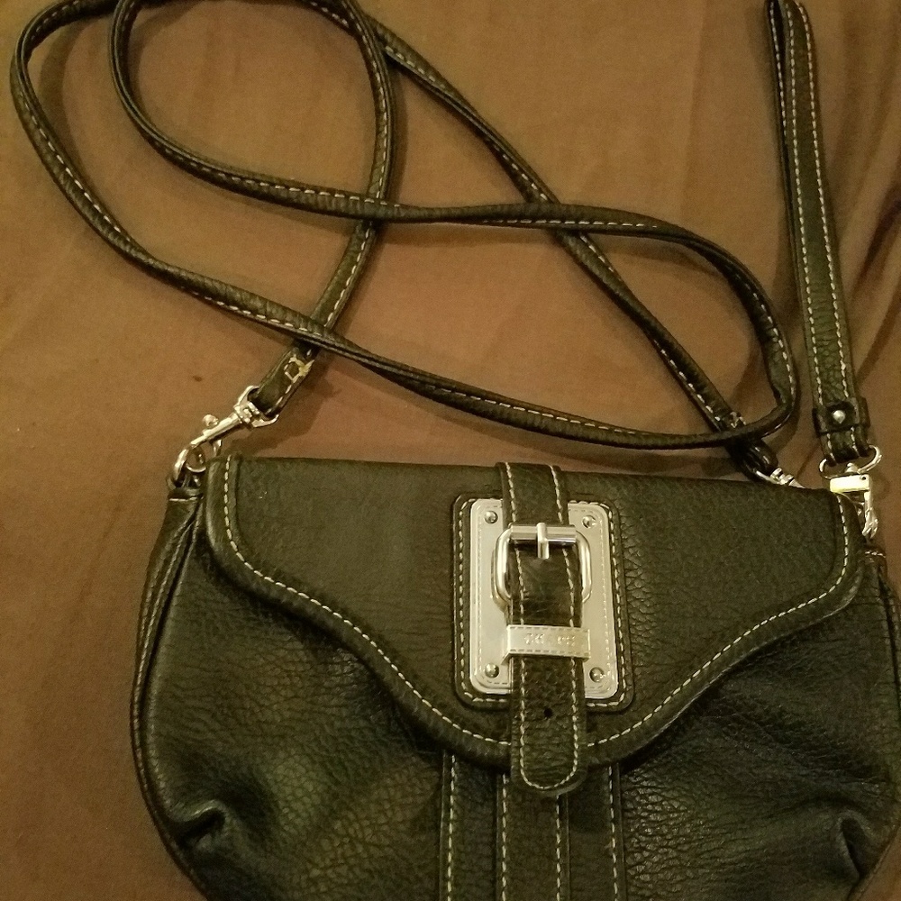 Chaps sm leather purse